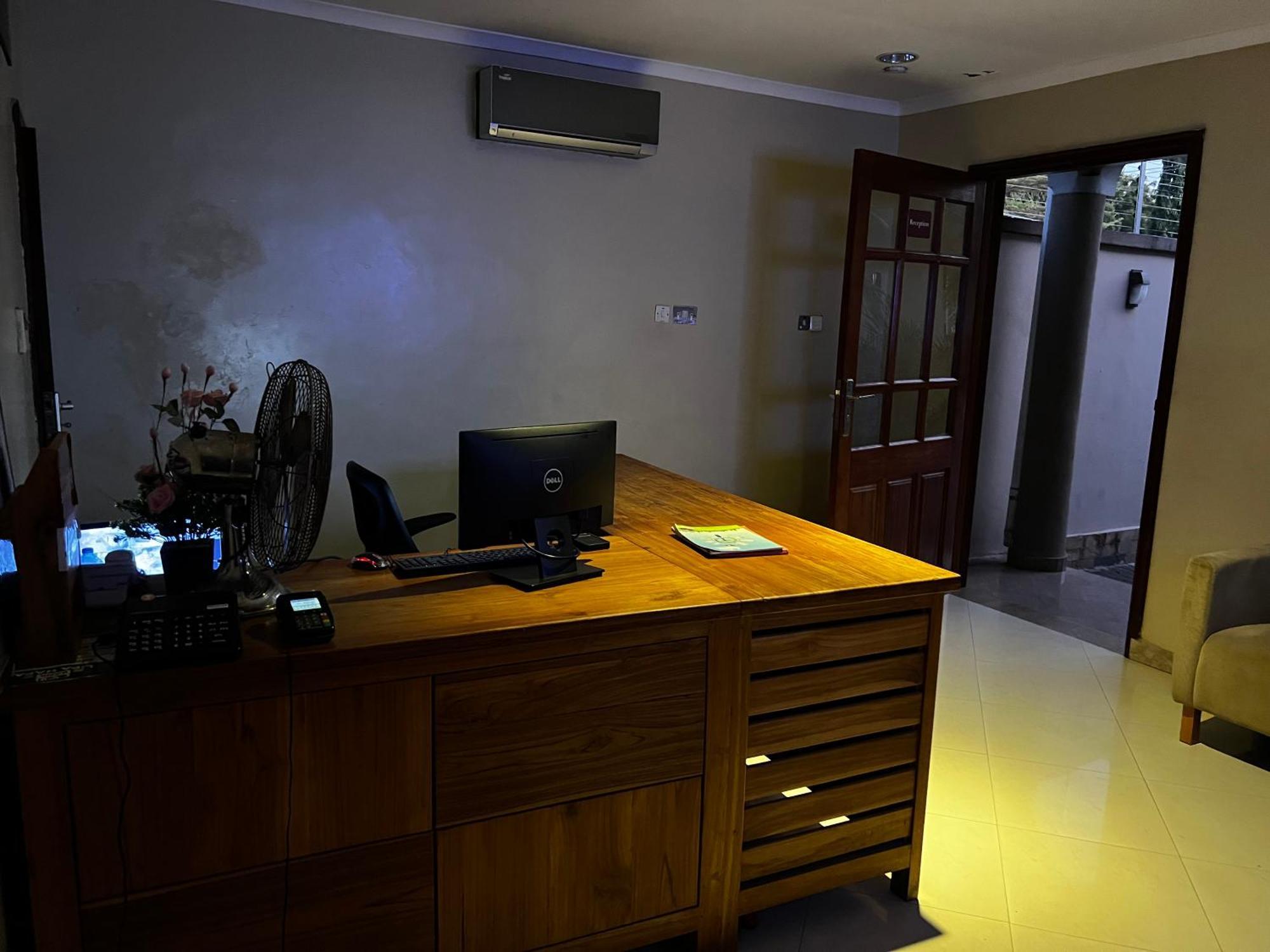 Auberge de jeunesse K27 Premier Backpackers à Dar es Salaam Extérieur photo