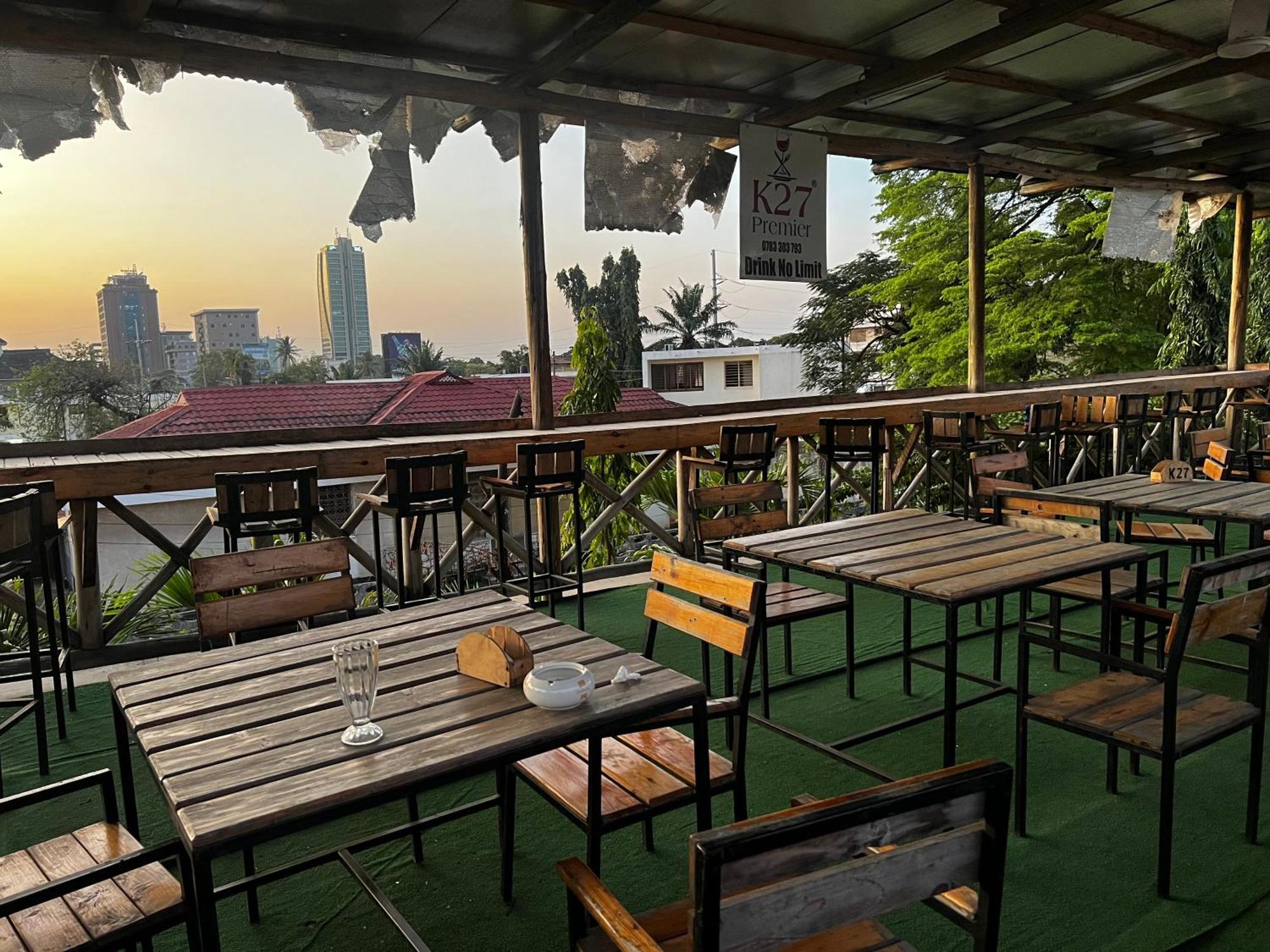 Auberge de jeunesse K27 Premier Backpackers à Dar es Salaam Extérieur photo