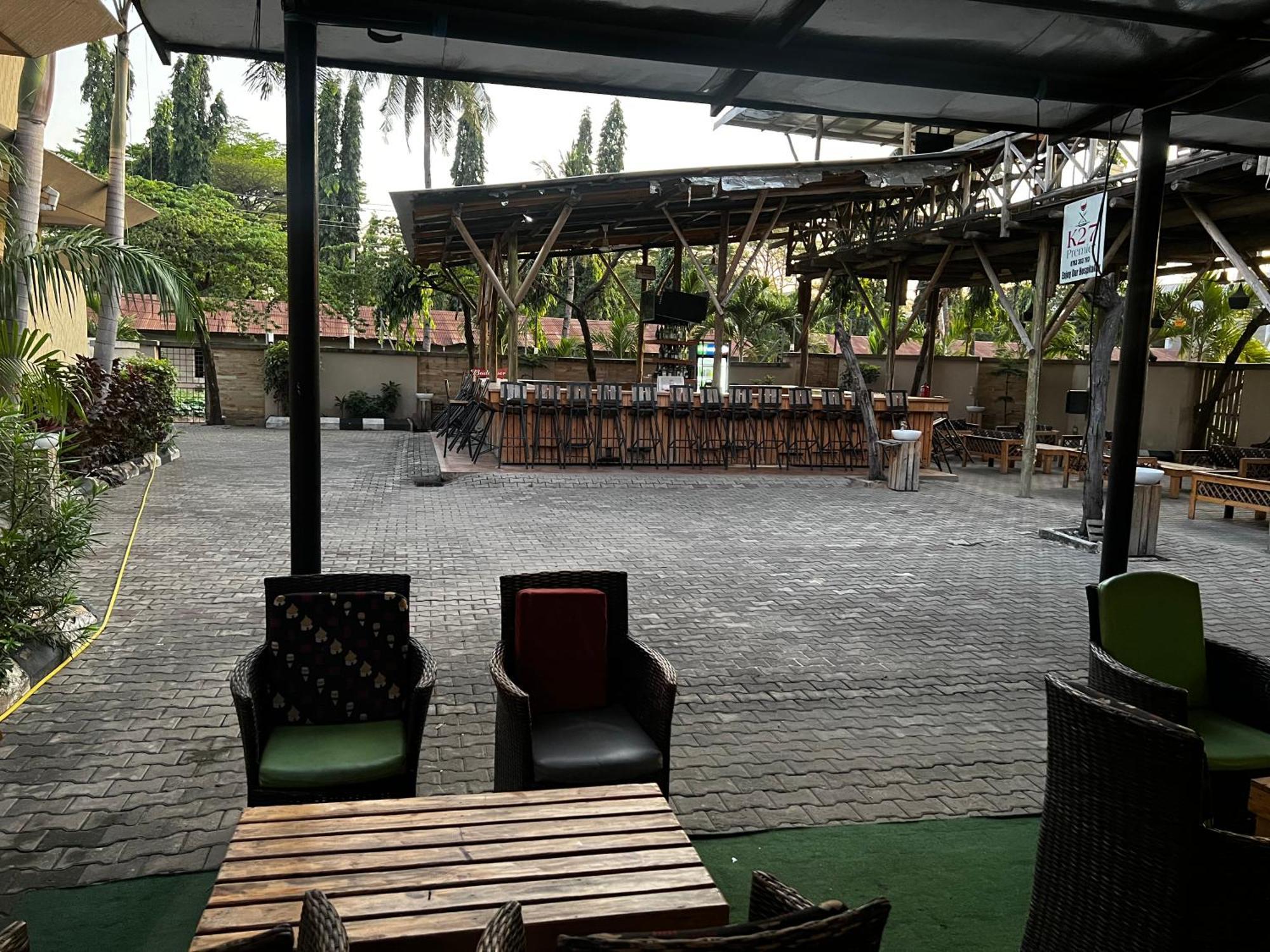 Auberge de jeunesse K27 Premier Backpackers à Dar es Salaam Extérieur photo