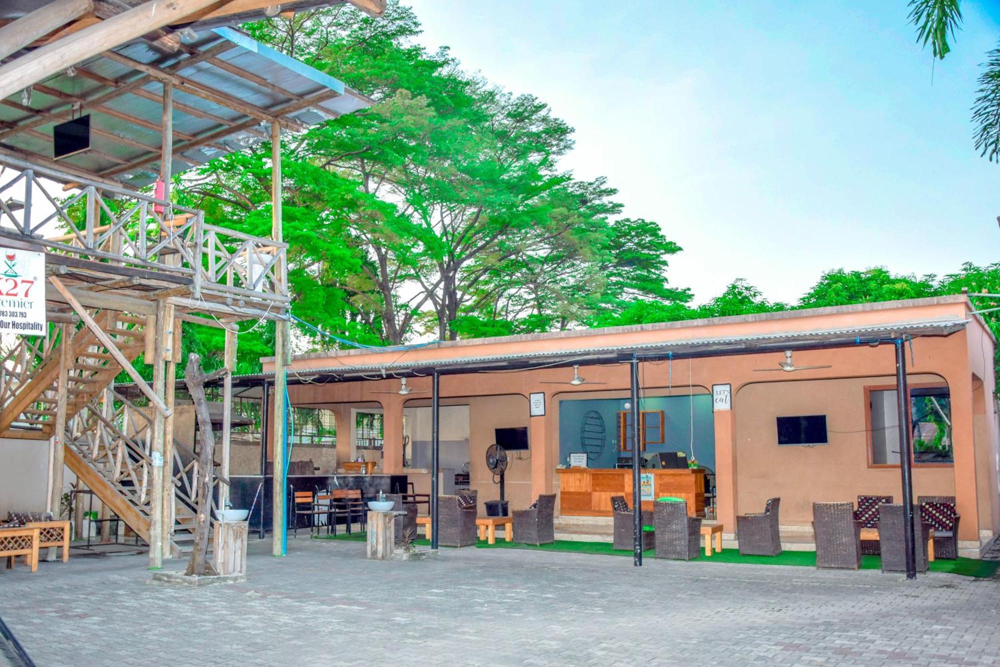 Auberge de jeunesse K27 Premier Backpackers à Dar es Salaam Extérieur photo