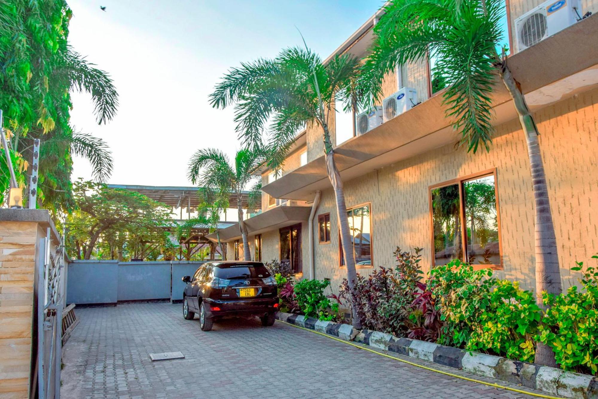 Auberge de jeunesse K27 Premier Backpackers à Dar es Salaam Extérieur photo