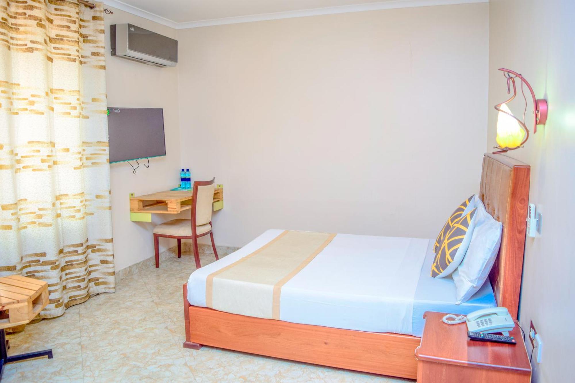 Auberge de jeunesse K27 Premier Backpackers à Dar es Salaam Extérieur photo