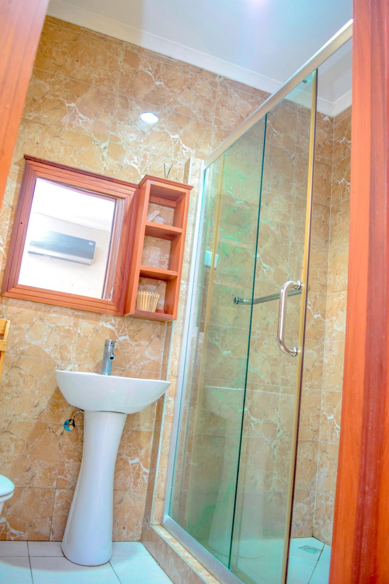 Auberge de jeunesse K27 Premier Backpackers à Dar es Salaam Extérieur photo